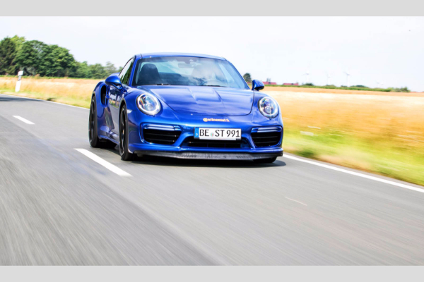 edo-takmicarska-verzija-911-turbo-s-modela-sa-670ks-