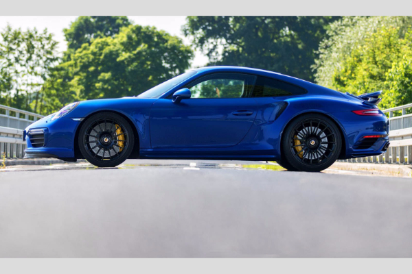 edo-takmicarska-verzija-911-turbo-s-modela-sa-670ks-