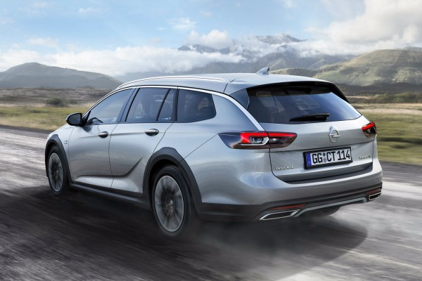 Opel Insignia Country Tourer - Exclusive Model