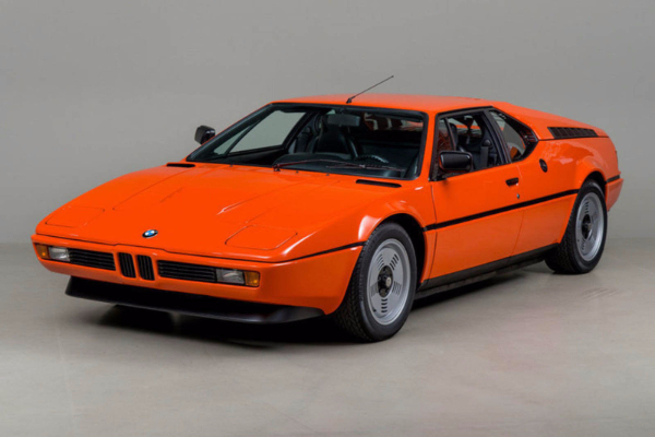 bmw-m1-vredan-745000-dolara