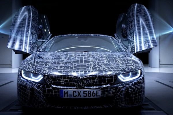 bmw-i8-roadster-kabriolet-visokih-performansi