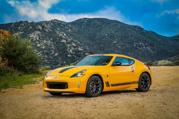 nissan-370z-coupe-nova-zver-iz-japana