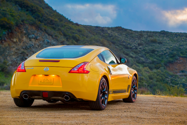 nissan-370z-coupe-nova-zver-iz-japana