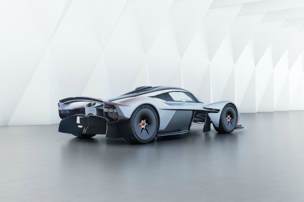 nova-verzija-aston-martin-valkyrie-modela-