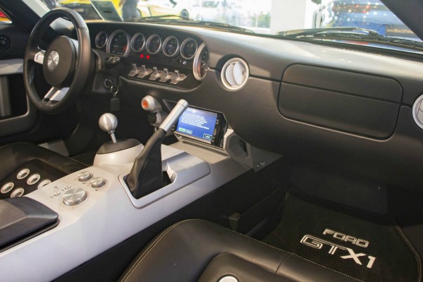 ultra-retki-ford-gtx1-roadster-