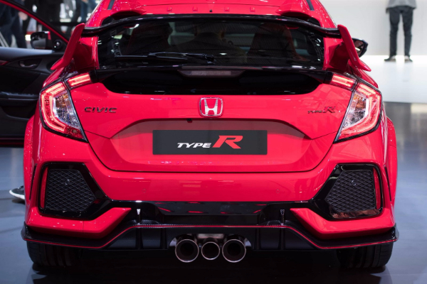 honda-civic-type-r-srednjeg-motora