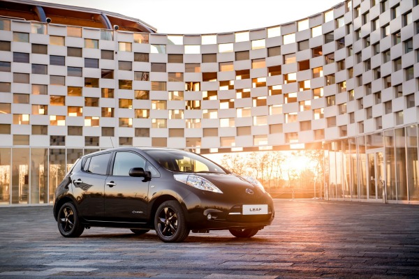 nissan-leaf-black-edition