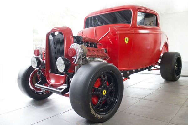 unikatni-ferrari-ford-hot-rod