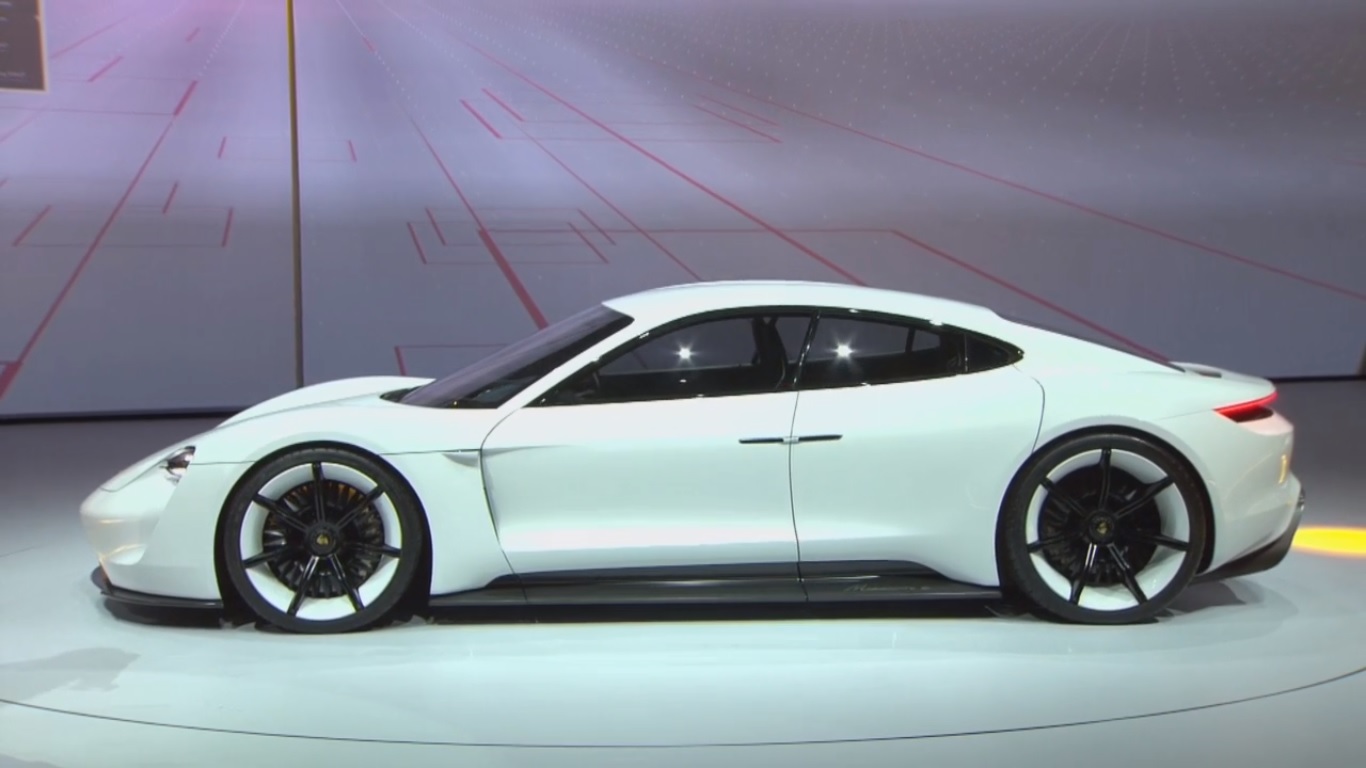 novi-puni-opseg-porsche-mission-e-