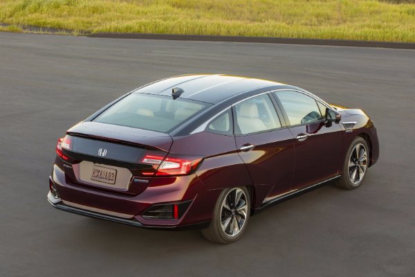 honda-clarity-na-hidrogenski-pogon