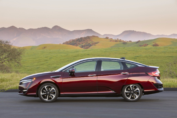 honda-clarity-na-hidrogenski-pogon