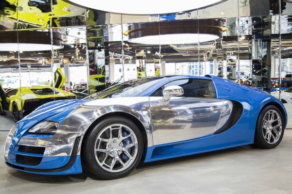 bugatti-veyron-u-cast-legendarnog-sportiste