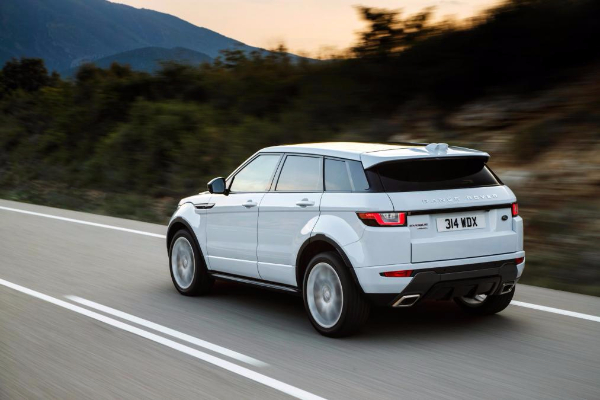 land-rover-predstavlja-nove-motore