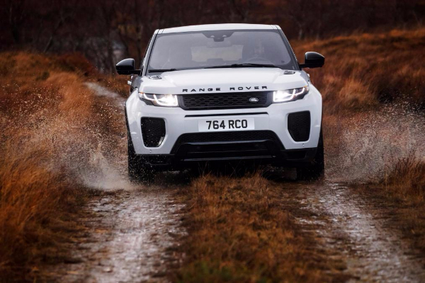 land-rover-predstavlja-nove-motore