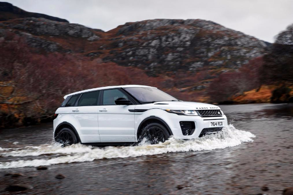 land-rover-predstavlja-nove-motore