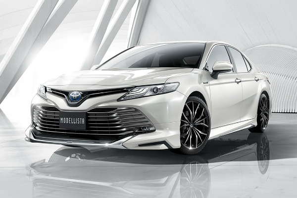 toyota-camry-debituje-u-trd-i-modellista-varijanti