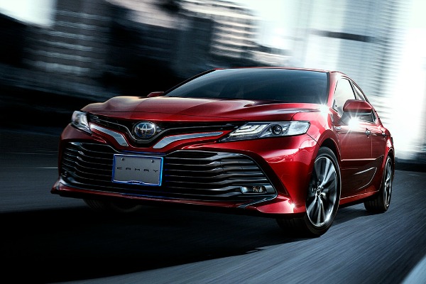 toyota-camry-debituje-u-trd-i-modellista-varijanti