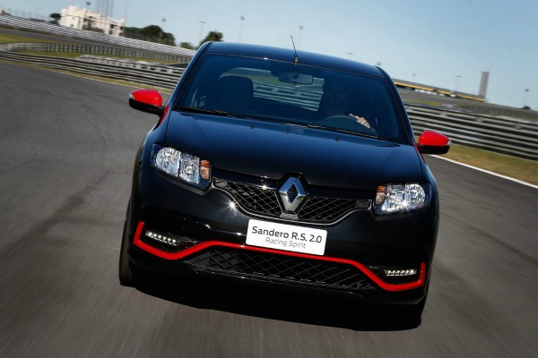 renault-sandero-rs-racing-spirit-edition