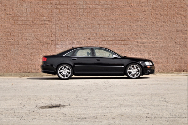 neprikosnoveni-audi-s8