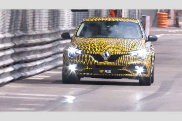 renault-megane-rs-debituje-u-monaku