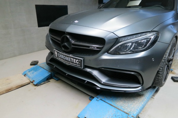 stilizovani-mercedes-amg-c63-