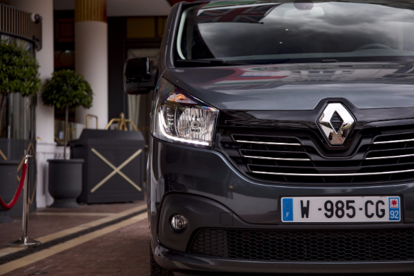 renault-trafic-spaceclass-startuje-evropsku-kampanju-