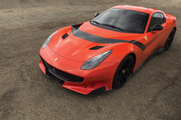 dilema-ferrari-f12tdf-iz-prosle-ili-mercedes-iz-58-godine