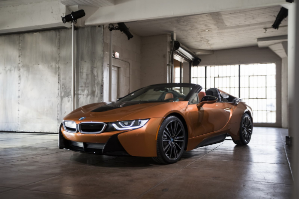 bmw-dodaje-nove-detalje-svoje-i8-generacije-kupe-i-kabrio-modela