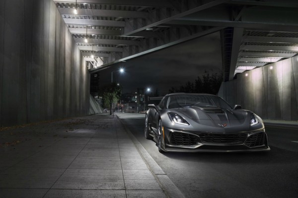 novi-corvette-zr1-model-dolazi-sa-755-ks-