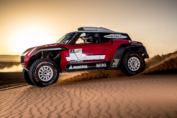 specijalni-mini-john-cooper-bagi-za-dakar-reli