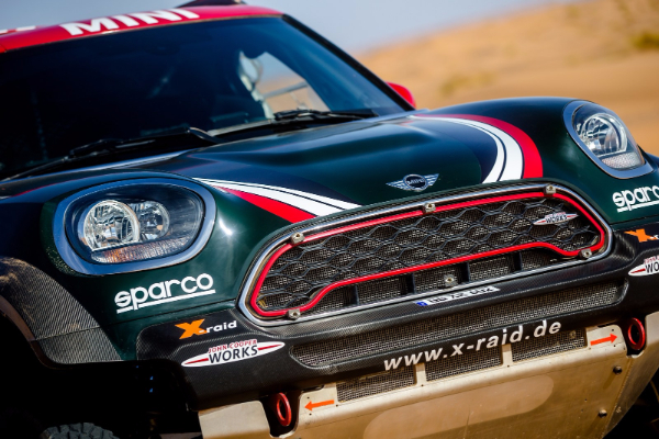 specijalni-mini-john-cooper-bagi-za-dakar-reli