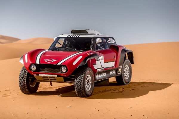 specijalni-mini-john-cooper-bagi-za-dakar-reli