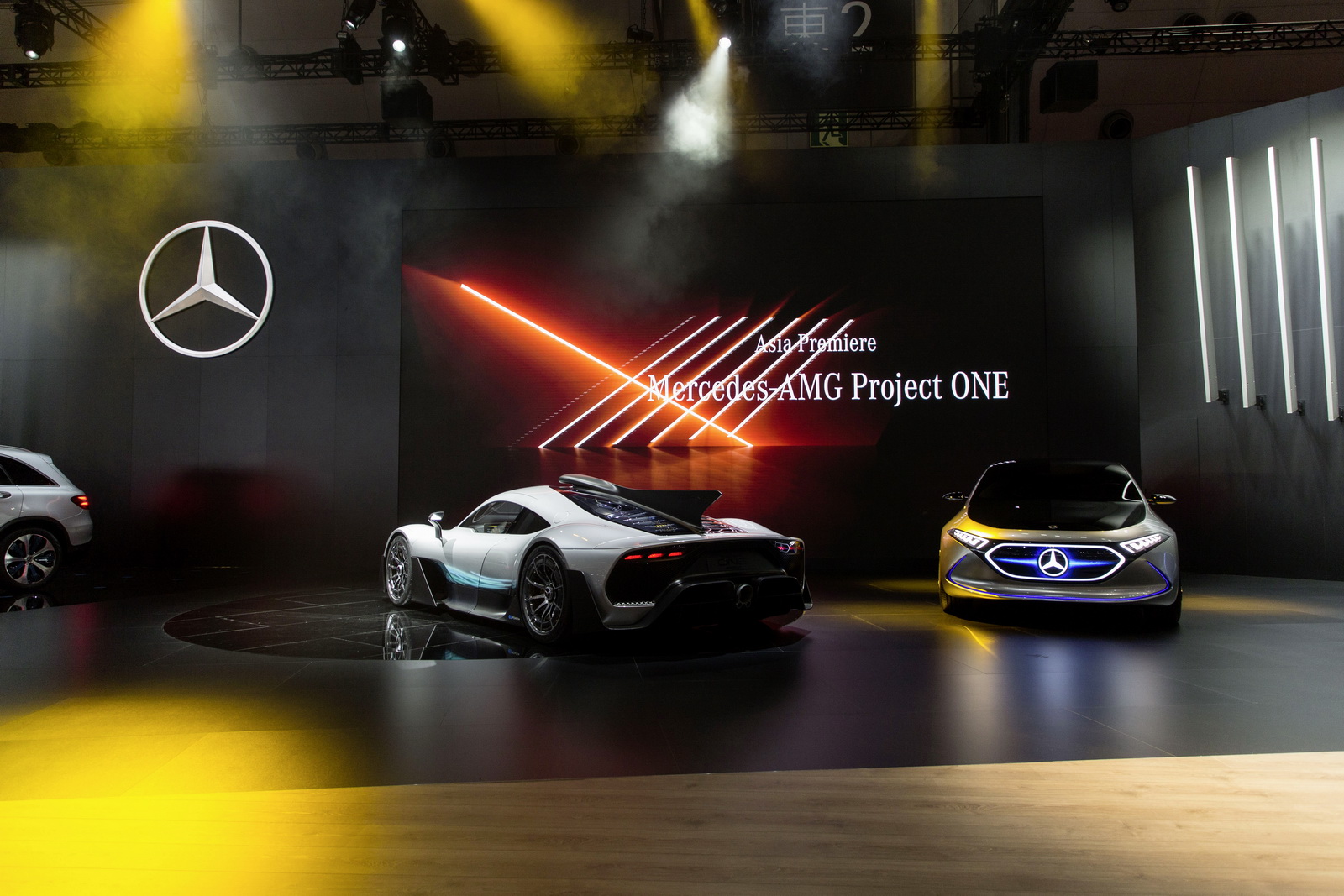 mercedes-amg-project-one-izludjuje-tokijsku-publiku