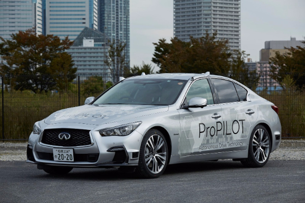 nissan-na-tokijskim-ulicama-sa-autonomnim-infiniti-q50-modelom-