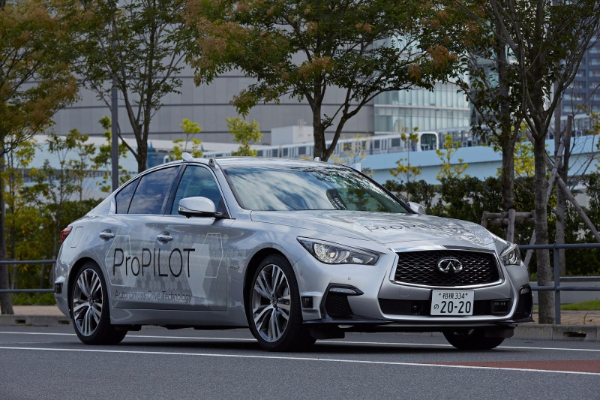 nissan-na-tokijskim-ulicama-sa-autonomnim-infiniti-q50-modelom-