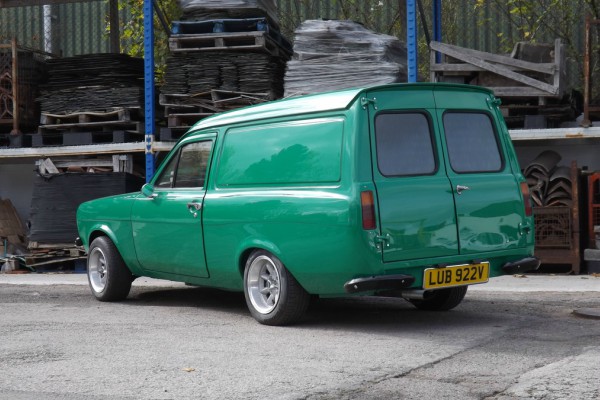 ford-escort-rs2000-nikako-nije-klasicno-dostavno-vozilo