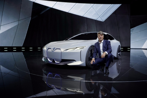 bmw-i5-vision-dynamics-koncept-pretvoren-u-elektricnu-realnost