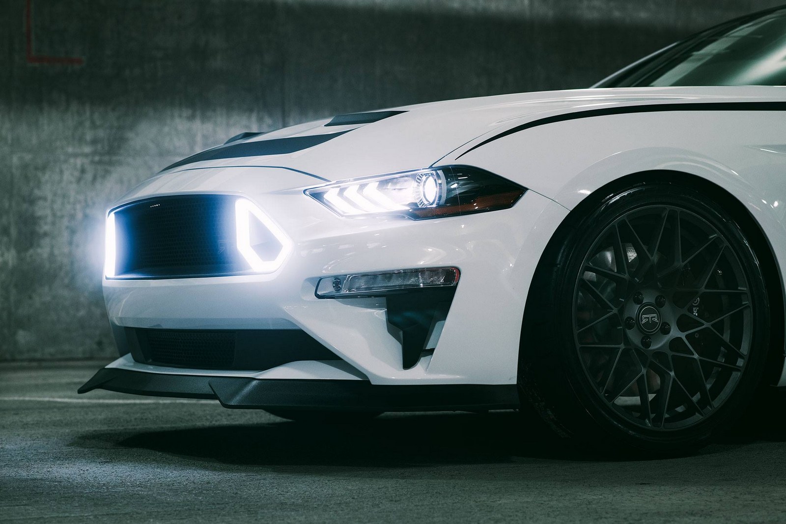 2018-ford-mustang-rtr-donosi-700-ks-na-sema-sajam-automobila