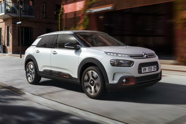 osvezeni-citroen-c4-cactus-dobija-hidraulicno-vesanje