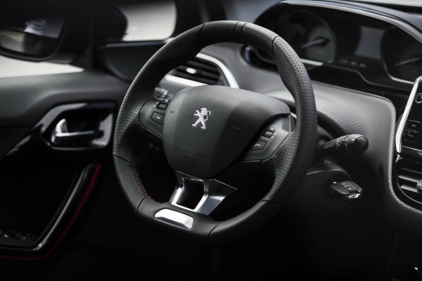 sledeca-generacija-peugeot-2008-automobila-stize-2019-godine