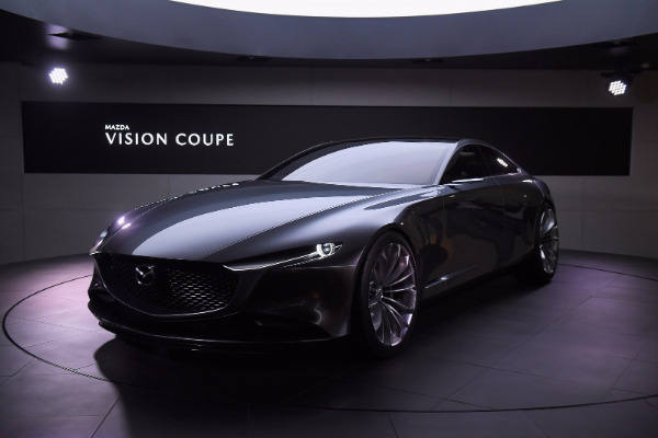 mazda-vision-izgleda-kao-pravi-superautomobil-sa-cetvoro-vrata