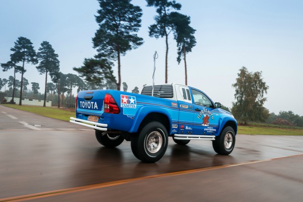 toyota-hilux-bruiser-odaje-postu-legendardnoj-igracki-iz-osamdeseih