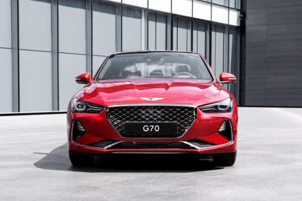 genesis-g70-resetuje-ocekivanja-luksuza-i-performansi-