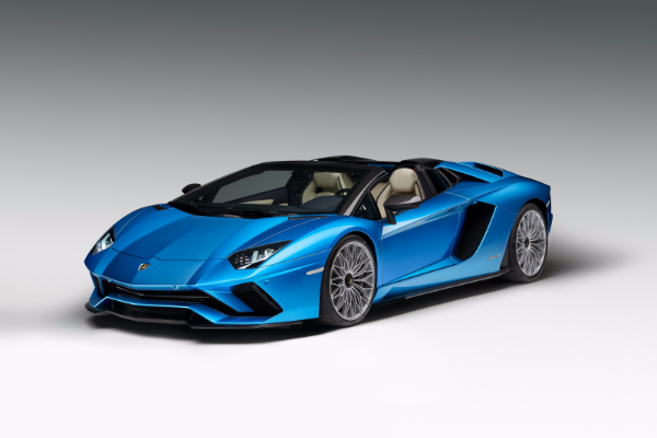 lamborghini-aventador-s-dolazi-sa-730-ks-na-zadnjem-trapu