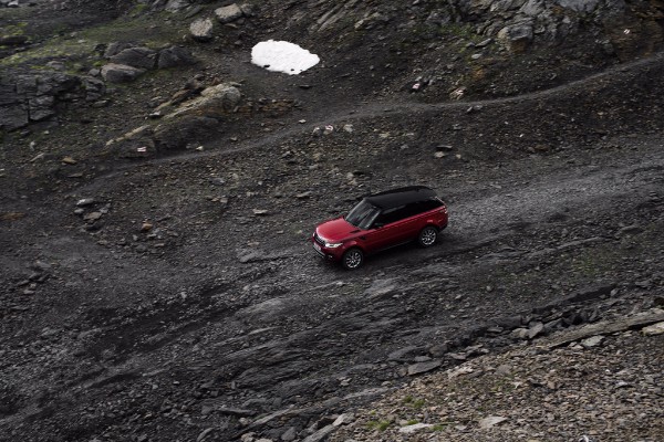 range-rover-sport-na-alpskom-treningu-