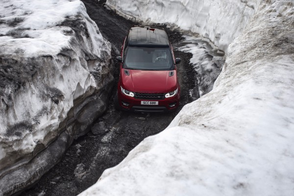 range-rover-sport-na-alpskom-treningu-