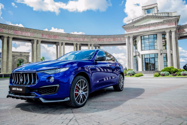 maserati-levante-sa-karbonskim-elementima