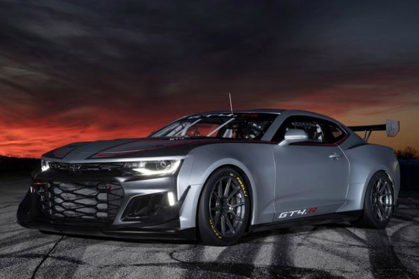 chevrolet-camaro-gt4r-spreman-za-trku