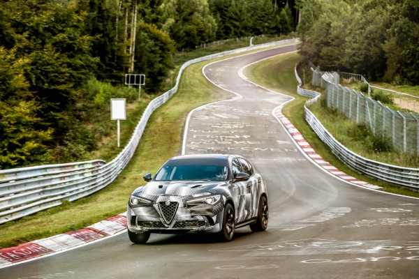 alfa-romeo-stelvio-quadrifoglio-najbrzi-suv-na-nirnbergu