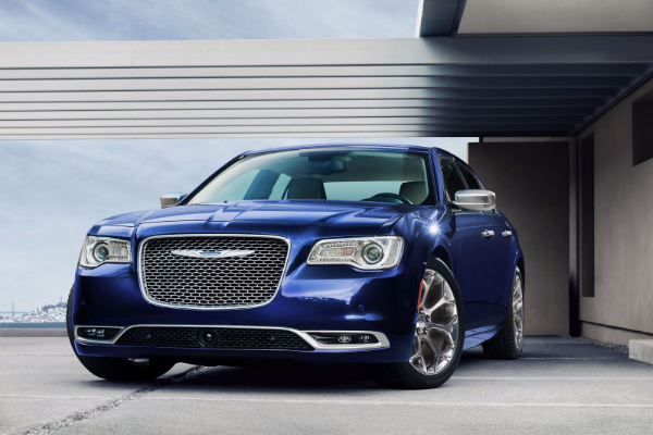 chrysler-300-dobija-novi-izgled-